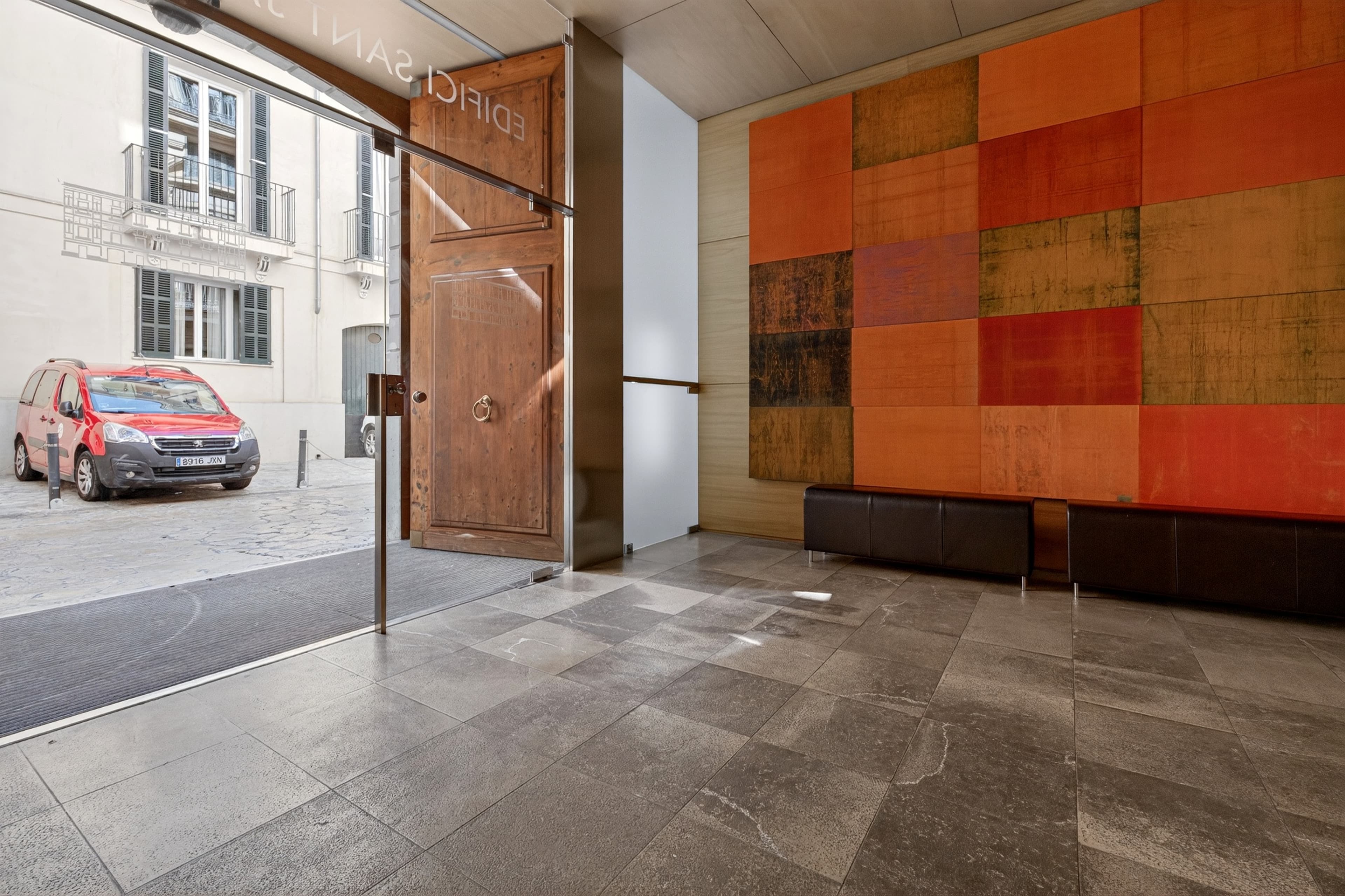Duplex apartment in the Old Town, 17