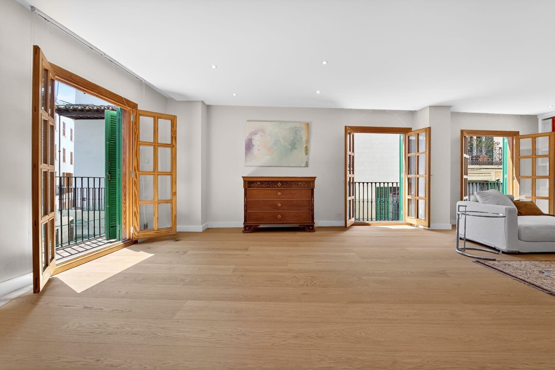 Elegant living in La Seu with parking space, 7